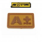 Patch in PVC A+ Tan 5cm x 3cm Coyote Militare Softair Soccorso con Velcrogrip